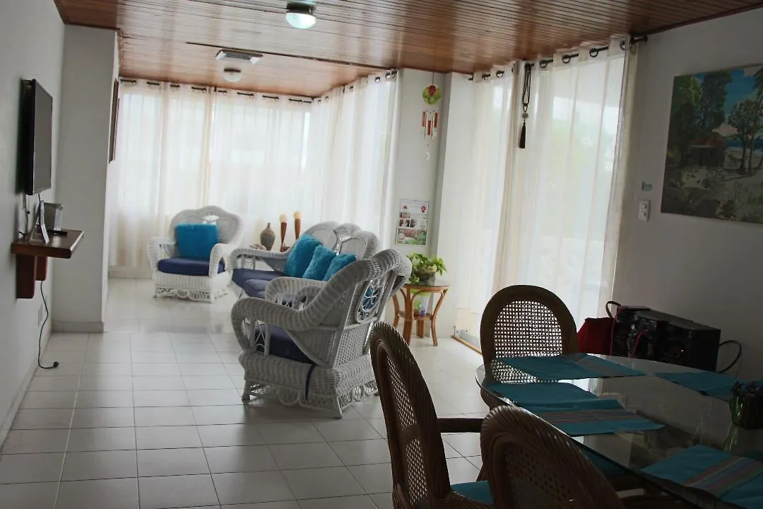 Daire Apartamento De Tres Habitaciones En Zona Centro De San Andres Islas - Edificio Comodoro 203 Kolombiya